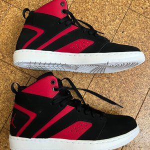 *NIKE JORDANS* Men size 10.5